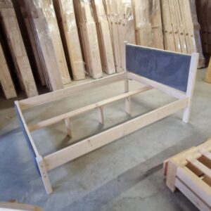 premium massivholzbett – gepolstert, stilvoll & modern (belastbar bis 300kg)