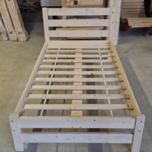 massivholzbetten standard mit lattenrost (kopia)